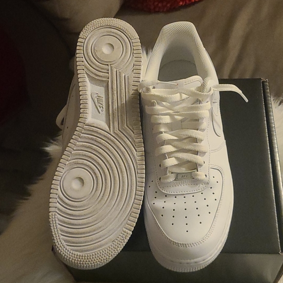 🎈🎉 Nike Air Force 1🎈🎉 Uptown's 💪🏾 - Picture 5 of 7